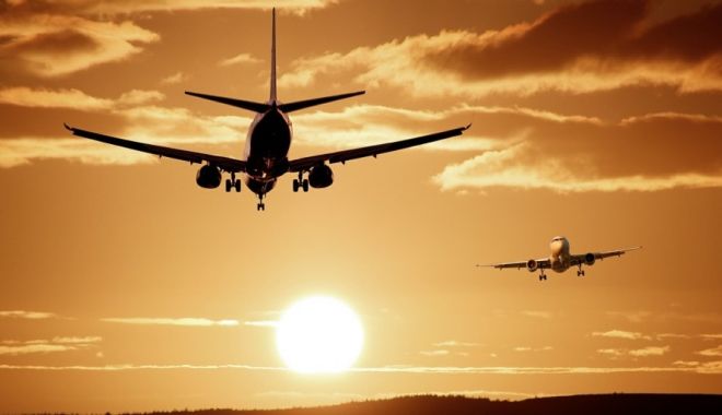 Concediu început prost pentru 180 de români: Zborul le-a fost anulat, pasagerii au rămas pe aeroport