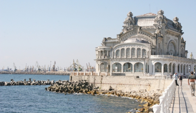 Muzica clasică își ocupă locul de onoare, pe litoralul de la Marea Neagră - sunsetseamphony-1501762704.jpg