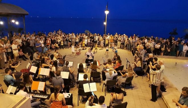 Zeci de piese celebre vor delecta publicul la „Sunset Sea-mphony” - sunsetseamphony2-1628000430.jpg