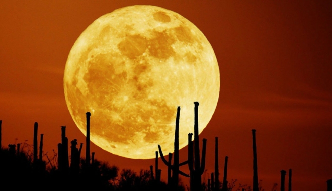 SUPERLUNĂ în 14 decembrie. Cum ne-ar putea afecta acest fenomen - superlunafenomenastronomicrar117-1481631183.jpg