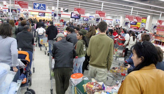 Constănțeancă prinsă la furat - supermarket1349899503-1351245532.jpg