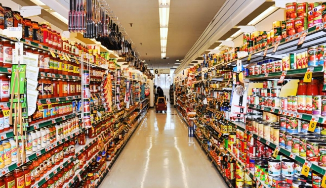 DSV. Controale și tone de alimente confiscate din magazine și supermarketuri - supermarket2-1485796391.jpg