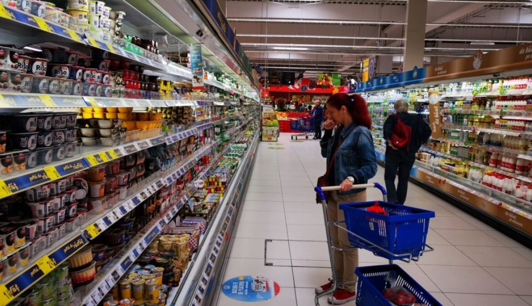Adio prețuri plafonate! Ce ne așteaptă în vară - supermarketalimentemancareprodus-1745319655.jpg