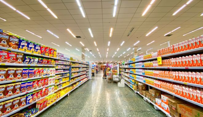 Alertă alimentară pentru clienții Kaufland, Auchan, Carrefour și Cora. Un produs alimentar este retras de la consum - supermarkt-1683375026.jpg