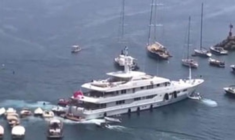 Superyacht-ul 