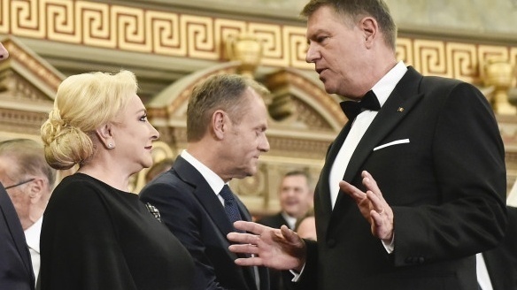 Ce se întâmplă cu propunerile de miniștri interimari? Discuții telefonice între Iohannis și Dăncilă - surseklausiohannisiicerepremieru-1567423310.jpg