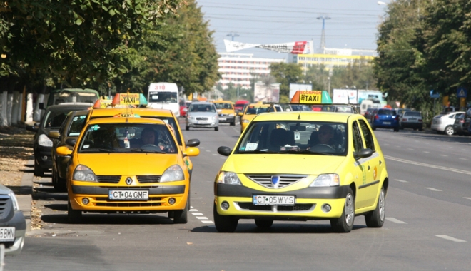 Taximetriștii din Constanța, marș de protest - sus-1513013290.jpg