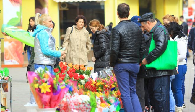 Mărțișorul și 8 Martie, gură de oxigen pentru comercianți. Piața de flori se ridică la 40 milioane de euro - sus-1709322957.jpg