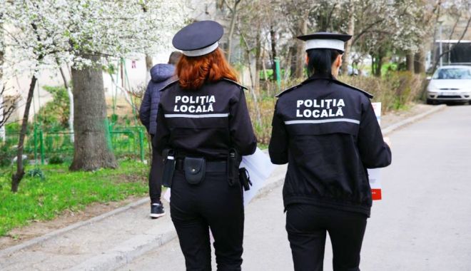 Bărbați prinși în timp ce vindeau droguri, la Constanța, în zona unui celebru festival
