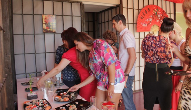 S-a deschis primul restaurant sushi din Constanța - sushi1-1372095864.jpg