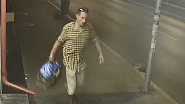 Bărbatul suspectat că a agresat sexual o femeie a fost prins - suspect176420400-1537003014.jpg