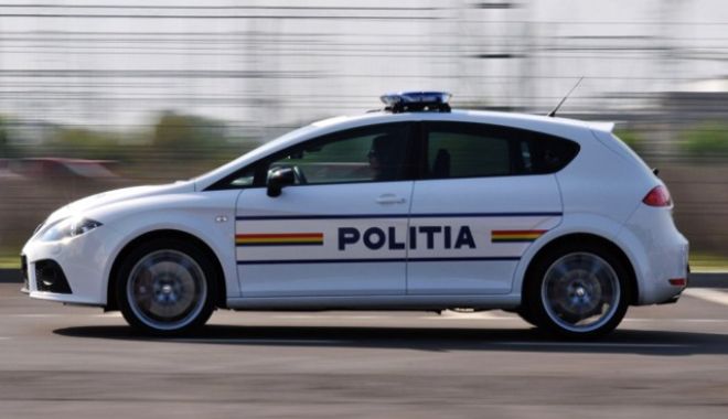 Sute de mii de euro şi lingouri posibil de aur, descoperite în maşina fiului unui cunoscut om de afaceri