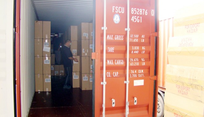 Sute de mii de pachete de țigări  confiscate în portul Constanța - sutedemiidepachetedetigari3-1406742234.jpg