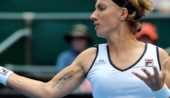 Tenis / Victorie dramatică a Svetlanei Kuznețova în fața polonezei Agnieszka Radwanska - svetlaneikuzneova-1477323789.jpg