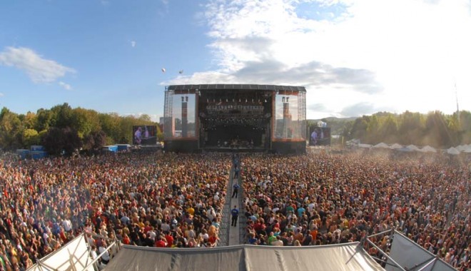 Un motiv de concediu - Sziget Festival - szigetmainstage-1344016981.jpg