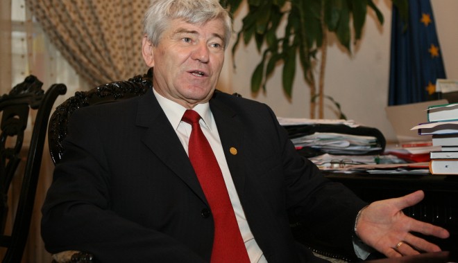 Valeriu Tabără are fractură de femur la ambele picioare în urma accidentului rutier - tabara02aa4b7e5262-1354899356.jpg