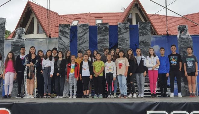 Elevii de etnie turcă au participat la o tabără culturală organizată de UDTR - tabaraculturala2-1629732666.jpg