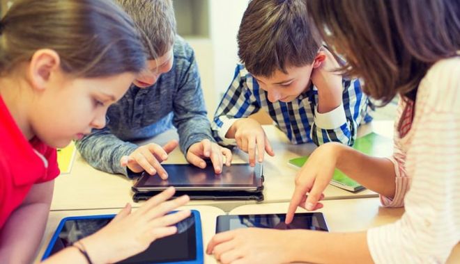 Tabletele promise pentru lecțiile online, mai la iarnă - tabletescoala-1598970185.jpg