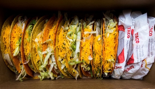 Taco Bell vine în România, adus de grupul care deține francizele KFC și Pizza Hut - tacobell-1503923779.jpg