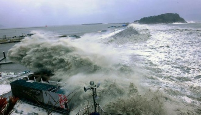 Japonia menține ALERTA SPECIALĂ pentru taifunul Neoguri: Este 