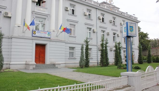 Anchetă la IPJ Constanța, după ce un tâlhar căutat de cinci luni a acuzat că a fost bătut de mascați - talharretinut2-1625592600.jpg