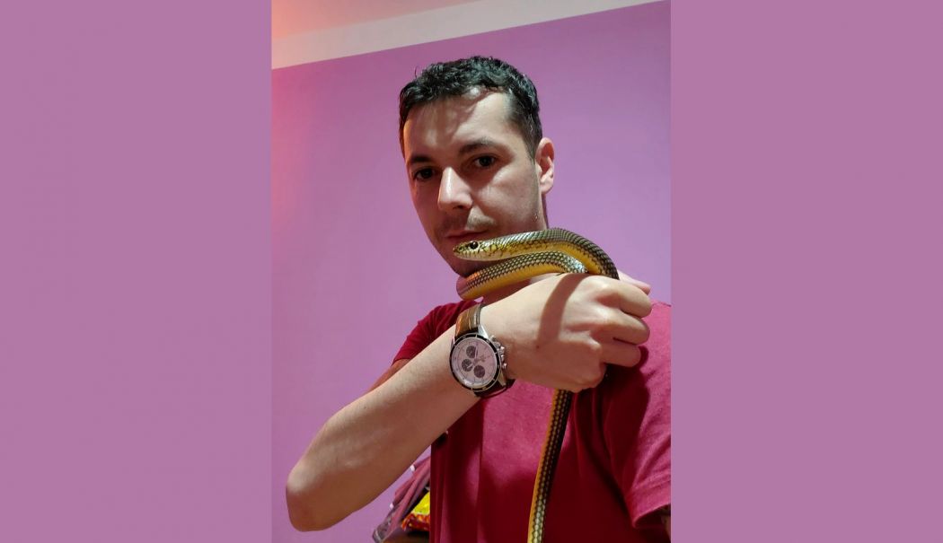 Tânăr de 36 de ani, găsit mort în casă. În locuință, oamenii legii au găsit mai mulți șerpi veninoși - tanar-mort-vipere-1715276499.jpg
