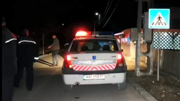 Femeie împușcată în cap de un polițist! Echipajul urmărea un șofer care nu oprise la semnale<br> - tanara34279800-1549710920.jpg