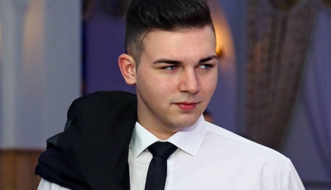 El este băiatul de doar 19 ani mort în teribilul accident de pe DN 7! - tanaraccident-1517145336.jpg