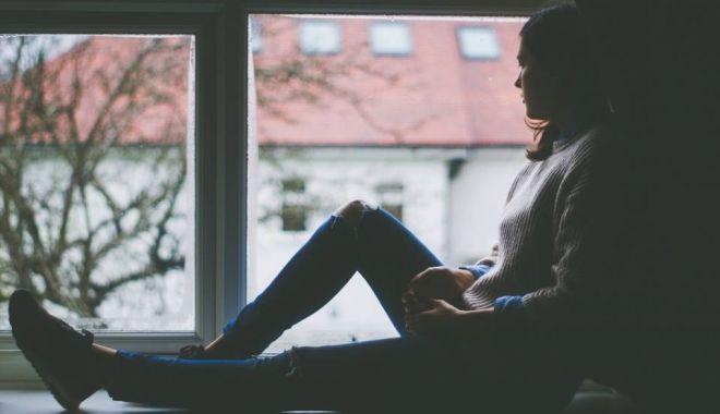 Adolescentă de 17 ani, răpită de un proxenet. Cum au găsit-o polițiștii - tanaradepresiesinguratate5457160-1564641741.jpg