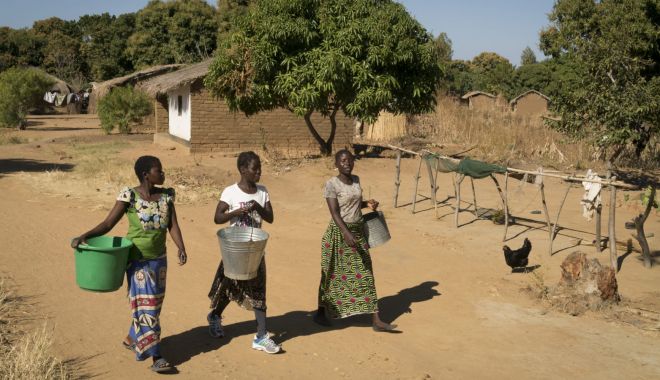 Pandemia de coroanvirus se extinde pe toate continentele. Catastrofă în Malawi - taonerebandawhohadacataractwalks-1585146552.jpg