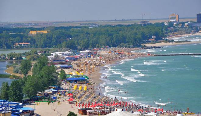 La Mangalia, Târgul Estival de Carte la nisip - targcarte-1437057094.jpg