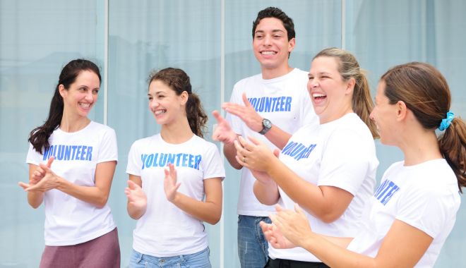 Târg de voluntariat, la Liceul Teoretic 