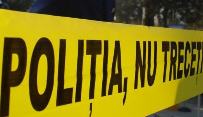 Tatăl care s-a aruncat într-un lac de acumulare cu doi copii în brațe, găsit mort