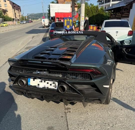 Andrew Tate, prins când circula cu maşina cu o viteză de 196 km/h - tate-prins-cu-viteza-1749282499.jpg