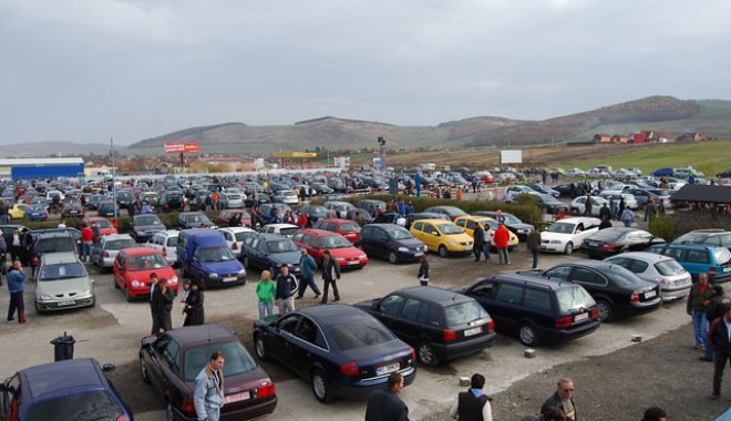 Taxa auto de primă vânzare, suspendată. Cei care au plătit taxa vor primi banii înapoi - taxa-1327939468.jpg