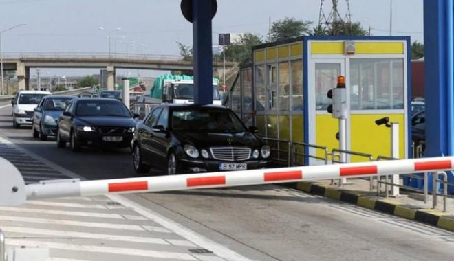 Plecați în concediu?  Iată când nu se plătește  taxa de pod de la Fetești - taxafetesti-1405100566.jpg