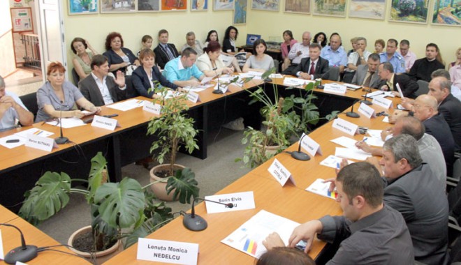 Taxele și impozitele din Medgidia nu vor mai fi majorate - taxelesiimpoziteledinmedgidia2-1400263540.jpg