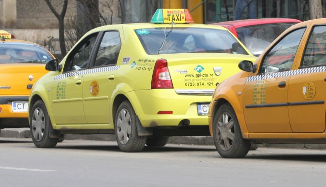 Polițiști de la Rutieră, înjurați de un taximetrist - taxi-1378639315.jpg