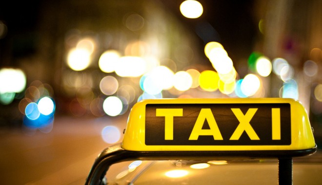 Taximetrist jefuit de un puști de 14 ani - taxi-1384859424.jpg