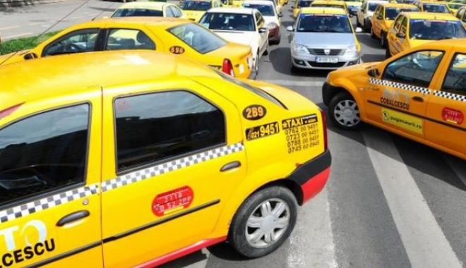 Scene de groază pentru un taximetrist. Lovit în cap de doi tineri care au refuzat să plătească - taxi-1463553974.jpg