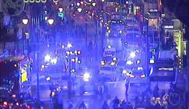Panică în centrul Londrei după ce un taxi a rănit doi pietoni - taxi-1509583036.jpg