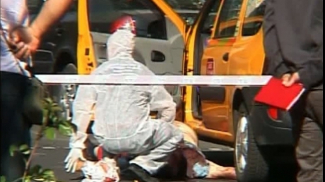 Taximetrist ÎNJUNGHIAT de o CLIENTĂ - taxi23956500-1331193782.jpg