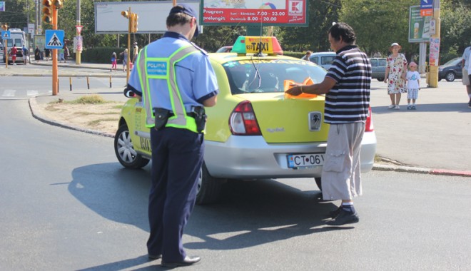 Poliția a cășunat cu controale pe taximetriștii constănțeni - taximetristicontrol1-1346097525.jpg