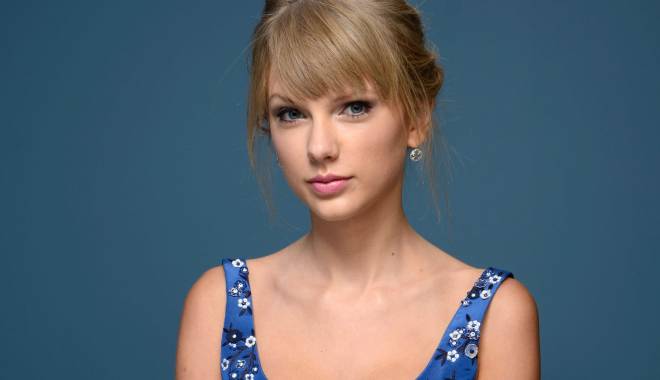 Taylor Swift - nouă nominalizări la MTV European Music Awards - taylorswiftwroteanopedinthewalls-1442391403.jpg