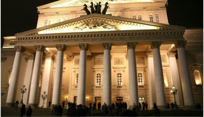 Un artist al Teatrului Bolşoi a murit pe scenă, strivit de un decor - teatru-1633857377.jpg