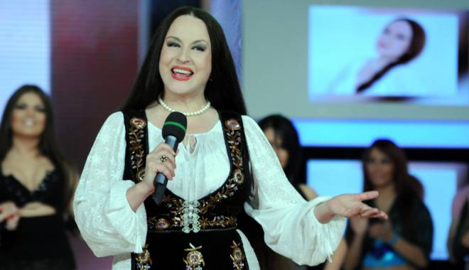 Maria Dragomiroiu, pe scena Teatrului de vară Jupiter - teatru6-1437758615.jpg