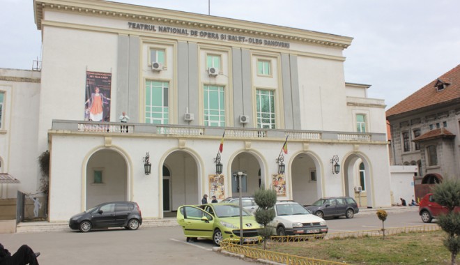 Teatrul Oleg Danovski scapă de desființare, dar și-ar putea pierde numele - teatrulolegdanovski17-1379350440.jpg