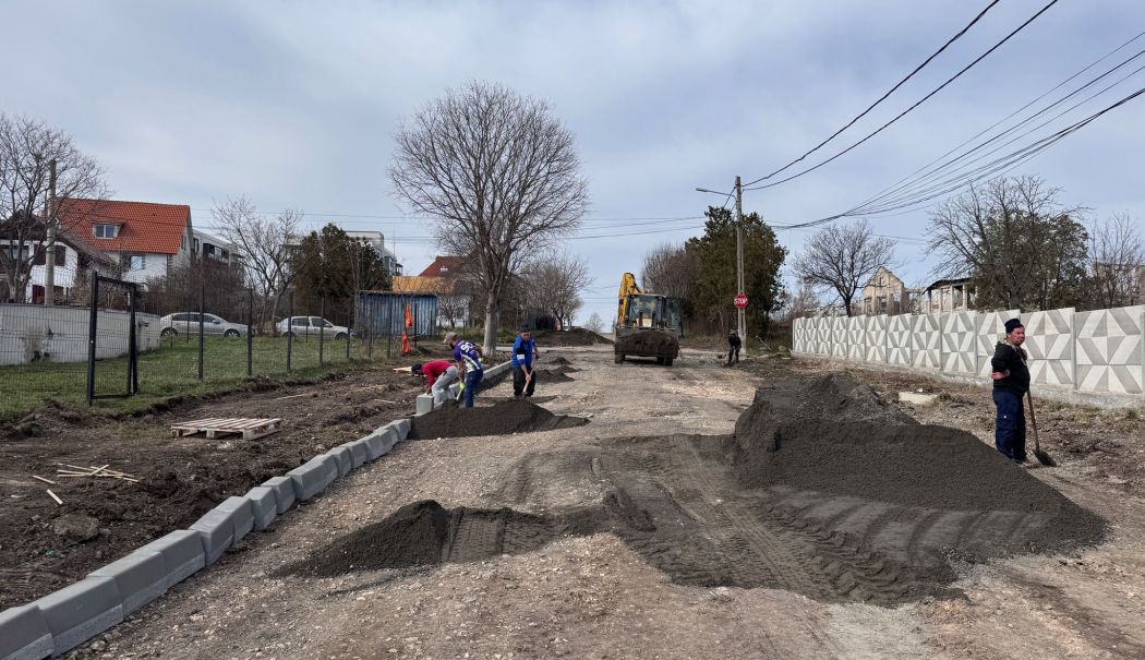 Primăria Techirghiol continuă asfaltarea străzilor din localitate - techirghiol-reabilitare-1742118920.jpg