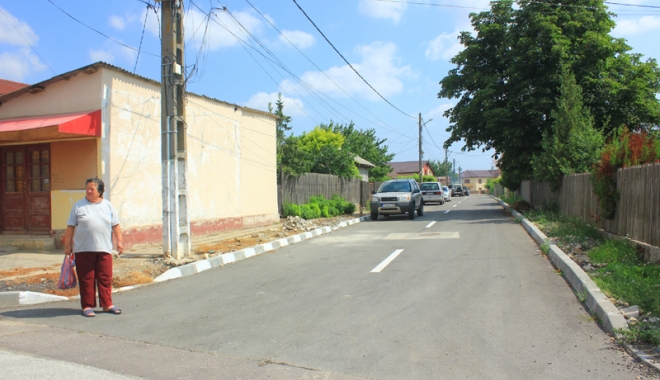 Proiect ajuns la final. Străzile din orașul Techirghiol, reabilitate cu fonduri europene - techirghiol2-1467300518.jpg