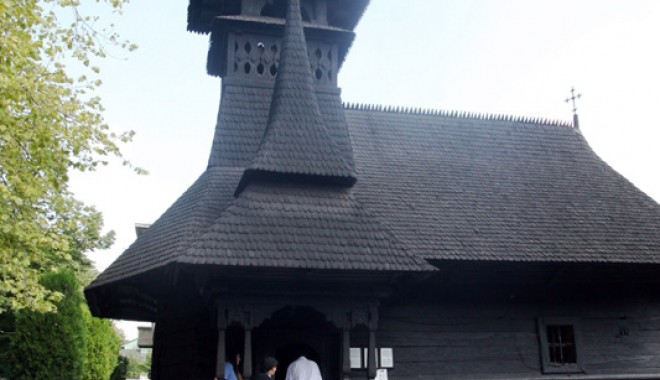 Mânăstirea Sfânta Maria din Techirghiol, tratament pentru trup și suflet - techirghiolbisericamanastiresfma-1312900936.jpg